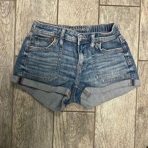 American Eagle Outfitters Women's Light Blue Jean Shorts